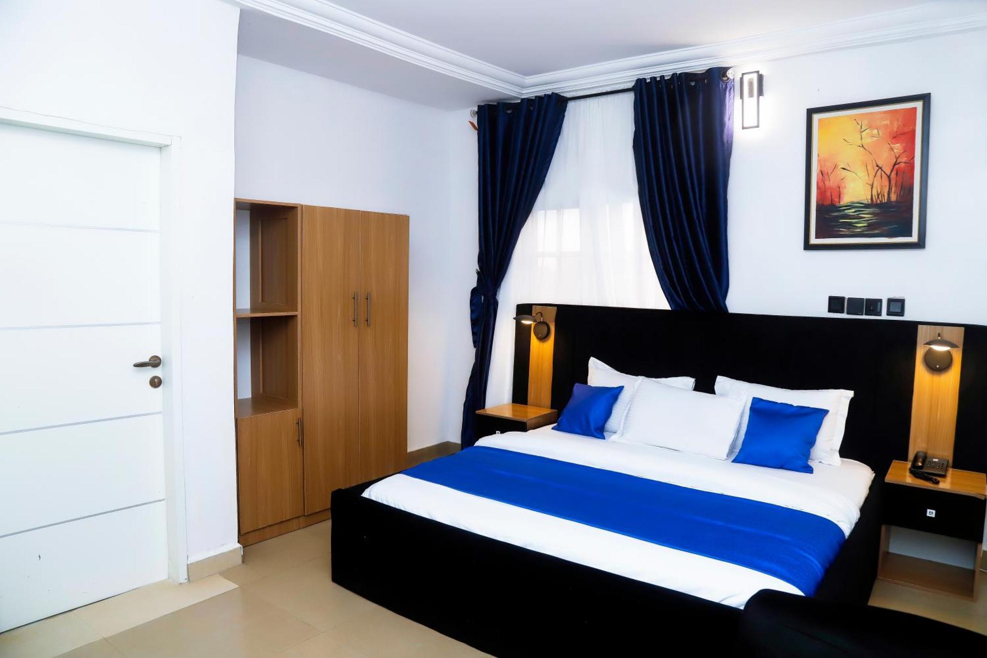 Western Dreams Hotel Абуджа Екстер'єр фото