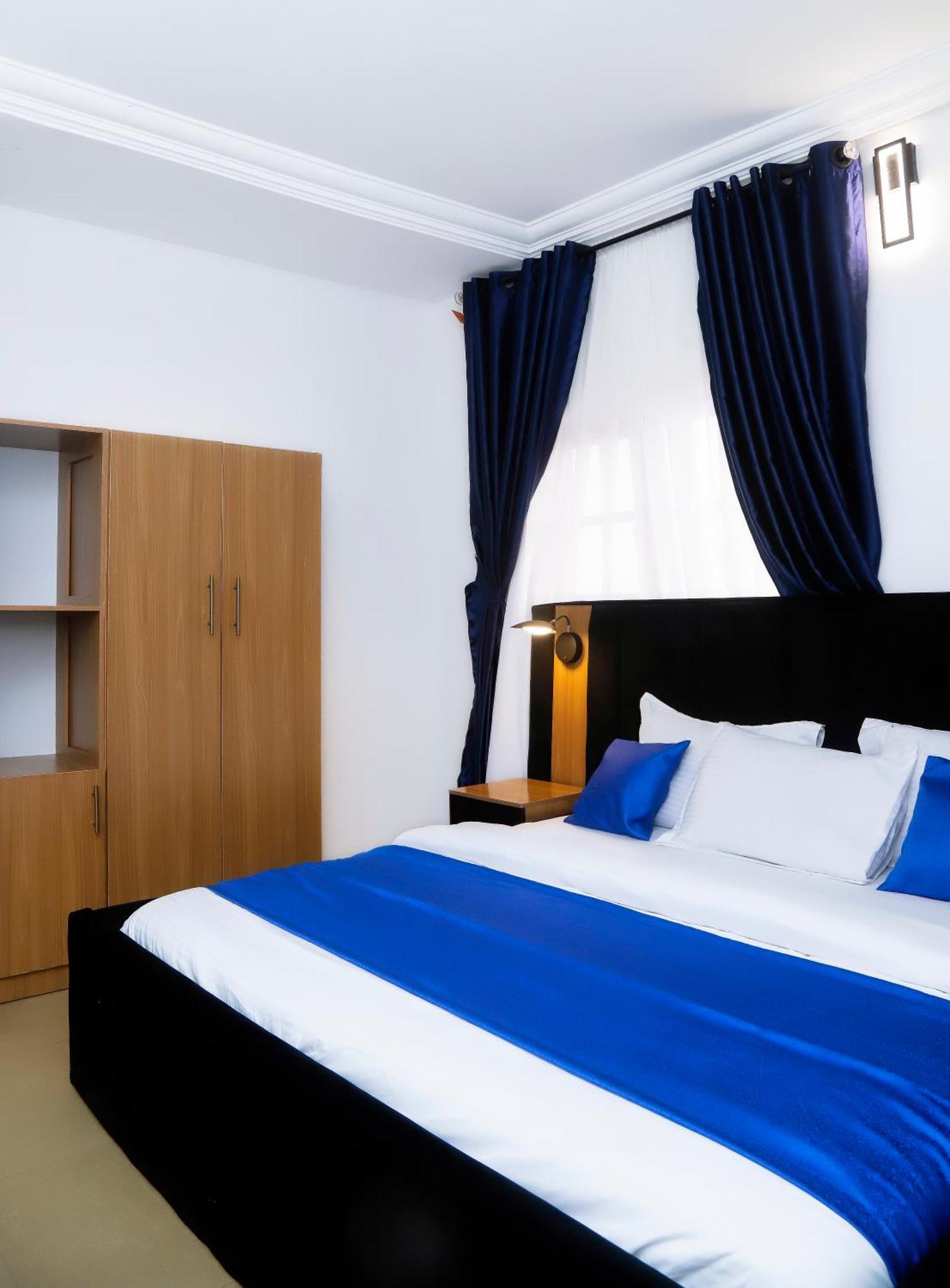 Western Dreams Hotel Абуджа Екстер'єр фото
